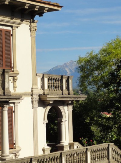 villa magnolia corner with mountain view